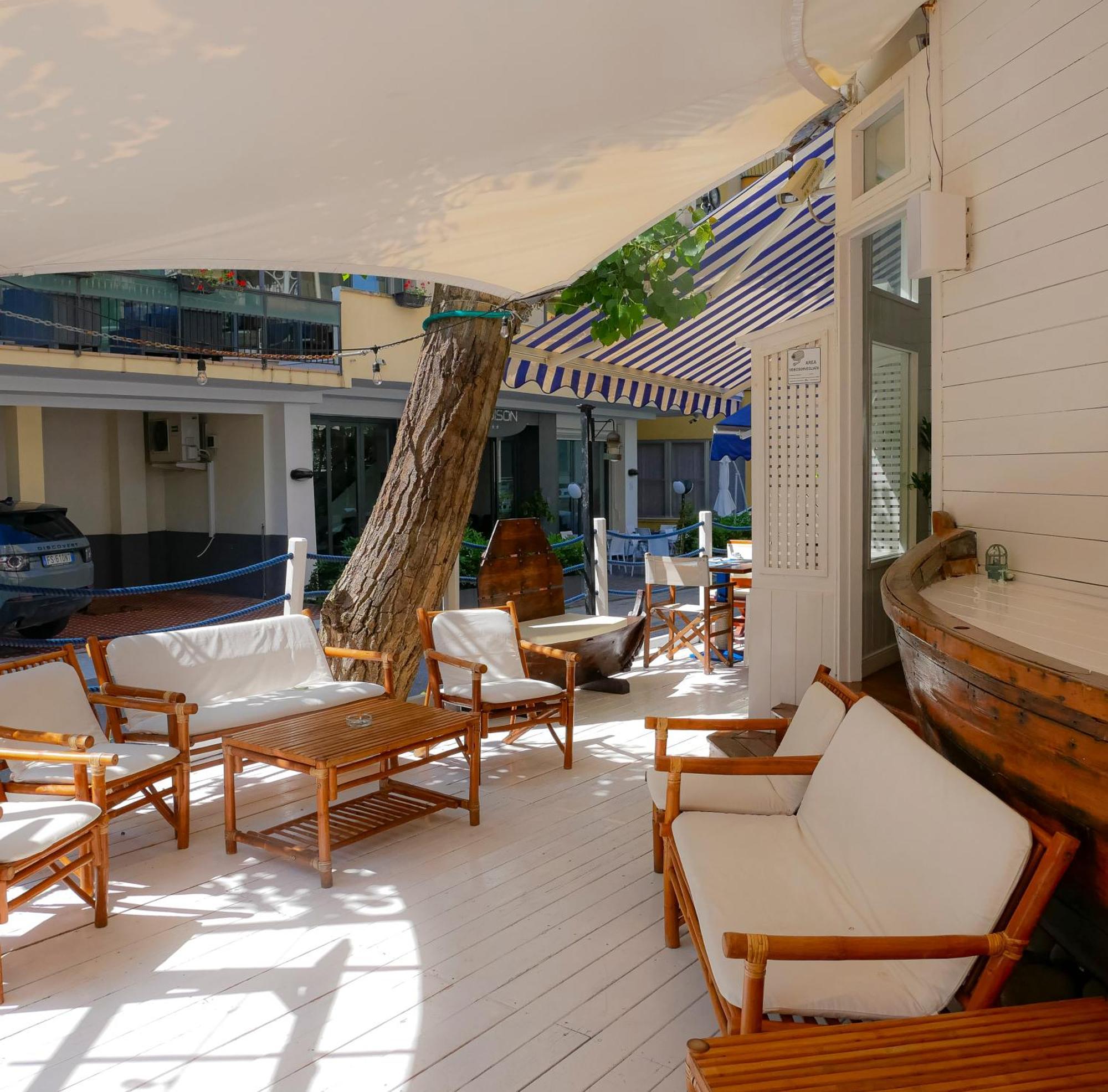 Sirena Boutique Hotel Gabicce Mare Exteriör bild