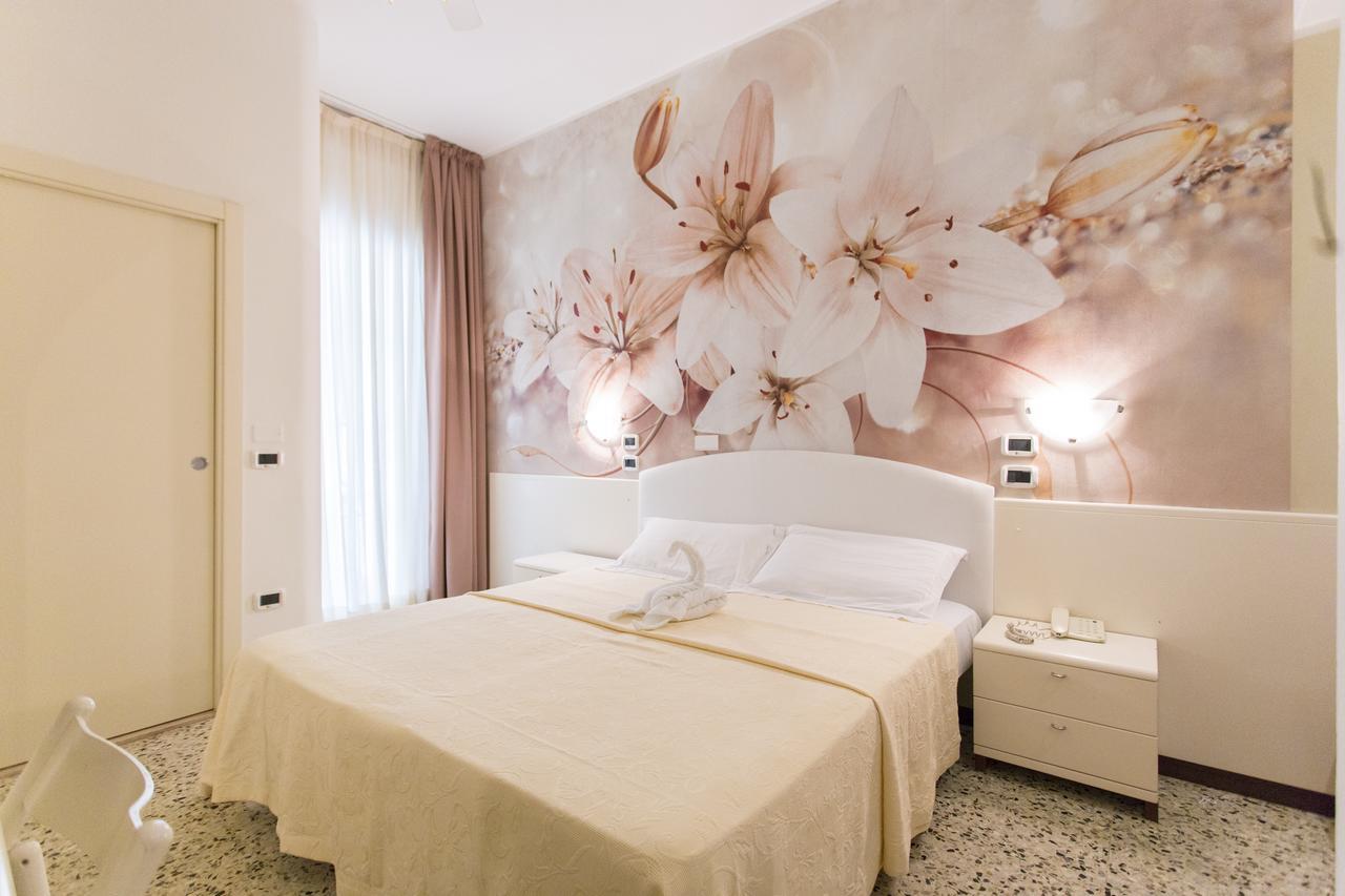 Sirena Boutique Hotel Gabicce Mare Exteriör bild