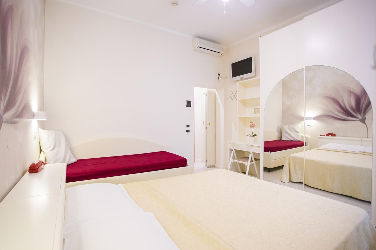 Sirena Boutique Hotel Gabicce Mare Exteriör bild