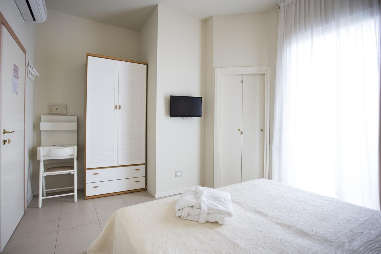 Sirena Boutique Hotel Gabicce Mare Exteriör bild