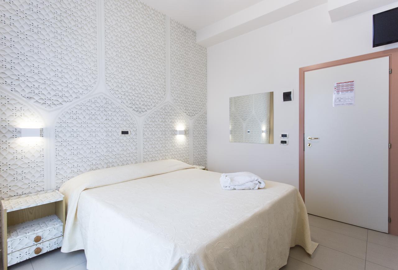 Sirena Boutique Hotel Gabicce Mare Exteriör bild